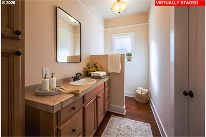 110 W 8th St, The Dalles, OR 97058 - Photo 10