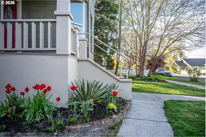 110 W 8th St, The Dalles, OR 97058 - Photo 34