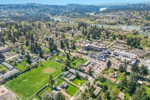 1810 SE Torbank Rd, Milwaukie, OR 97222 - Photo 40