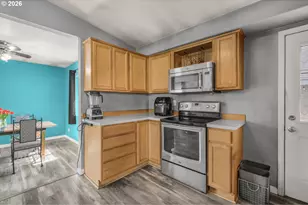 1810 SE Torbank Rd, Milwaukie, OR 97222 - Photo 10