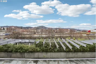 1410 NW Kearney St #717, Portland, OR 97209 - Photo 24