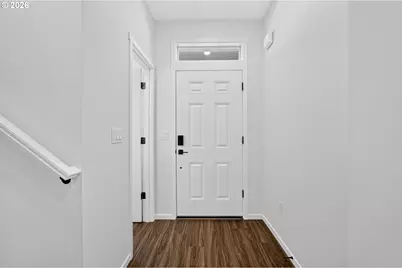1034 Drake Ln, Woodburn, OR 97071 - Photo 4