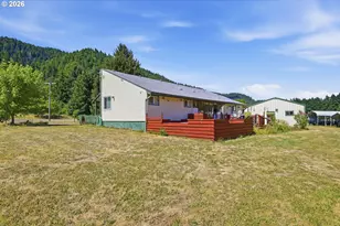 18196 Hwy 36, Blachly, OR 97412 - Photo 30