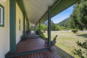 18196 Hwy 36, Blachly, OR 97412 - Photo 24