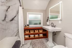 5706 NE 35th Pl, Portland, OR 97211 - Photo 12