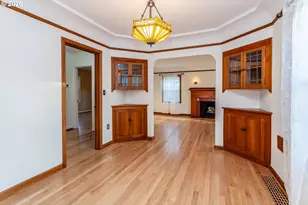 5706 NE 35th Pl, Portland, OR 97211 - Photo 6