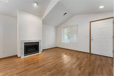 9405 SW Buckingham Pl, Beaverton, OR 97007 - Photo 2