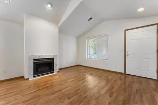 9405 SW Buckingham Pl, Beaverton, OR 97007 - Photo 2