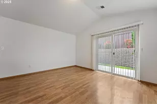 9405 SW Buckingham Pl, Beaverton, OR 97007 - Photo 6