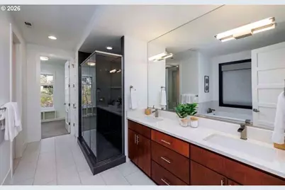 2982 NW Santanita Ter, Portland, OR 97210 - Photo 18