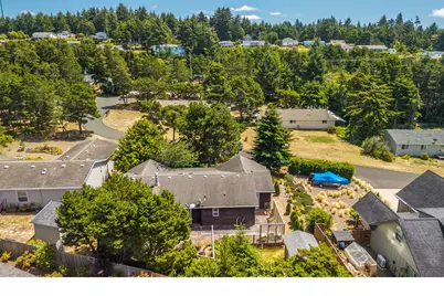 1906 NW Morse Way, Waldport, OR 97394 - Photo 34