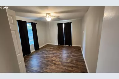 606 NW 78th St, Vancouver, WA 98665 - Photo 8