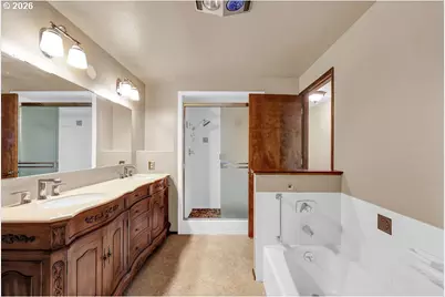 2620 W 22nd Ave, Eugene, OR 97405 - Photo 34