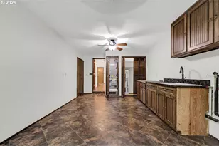 2620 W 22nd Ave, Eugene, OR 97405 - Photo 36