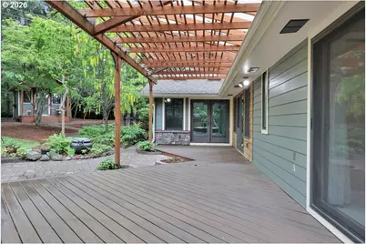 2620 W 22nd Ave, Eugene, OR 97405 - Photo 14