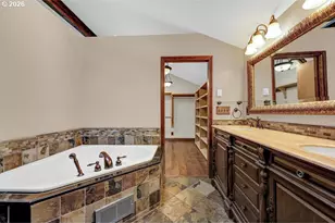 2620 W 22nd Ave, Eugene, OR 97405 - Photo 24