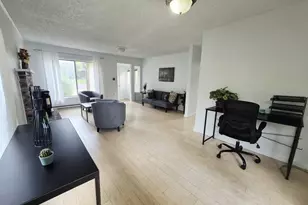 894 E 35th Ave, Eugene, OR 97405 - Photo 2