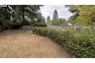 894 E 35th Ave, Eugene, OR 97405 - Photo 22