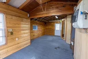 1590 W 2nd St, Halsey, OR 97348 - Photo 34