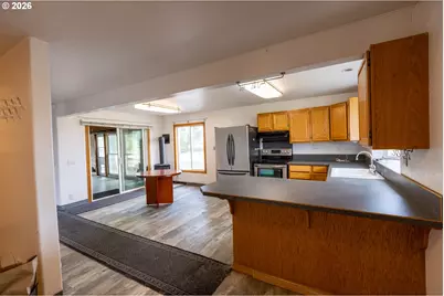 1590 W 2nd St, Halsey, OR 97348 - Photo 12