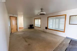 1590 W 2nd St, Halsey, OR 97348 - Photo 8