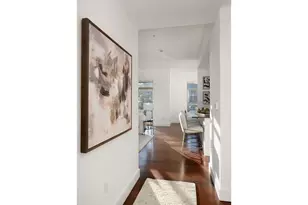 1930 NW Irving St NW, Portland, OR 97209 - Photo 4