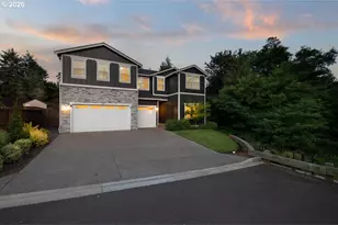 2751 Dahlia Dr, West Linn, OR 97068 - Photo 2