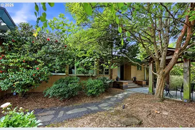 3332 SE Colt Dr, Portland, OR 97202 - Photo 1