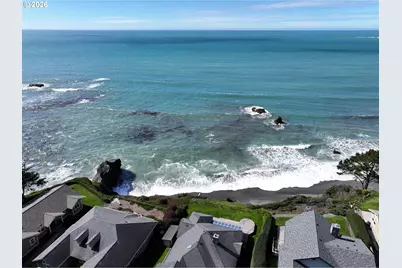 97935 Holly Ln, Brookings, OR 97415 - Photo 4