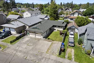 160 W Berkeley St, Gladstone, OR 97027 - Photo 4