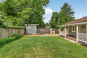 2006 NE Liberty St, Portland, OR 97211 - Photo 44