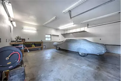 417 E 13th St, The Dalles, OR 97058 - Photo 16