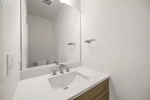 5868 N Missouri Ave, Portland, OR 97217 - Photo 10