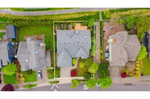 8955 SW Iowa Dr, Tualatin, OR 97062 - Photo 46