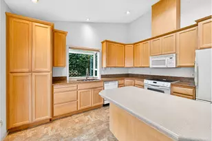 8955 SW Iowa Dr, Tualatin, OR 97062 - Photo 14