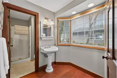 17907 Cardinal Dr, Lake Oswego, OR 97034 - Photo 32