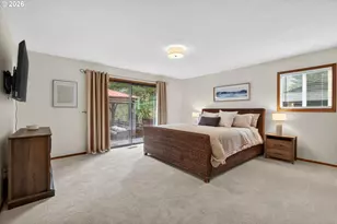 17907 Cardinal Dr, Lake Oswego, OR 97034 - Photo 24