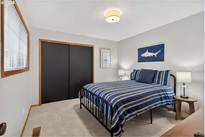 17907 Cardinal Dr, Lake Oswego, OR 97034 - Photo 30