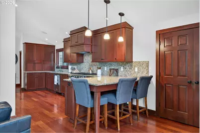 17907 Cardinal Dr, Lake Oswego, OR 97034 - Photo 16