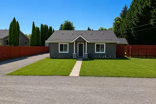 216 NE Clark Ave, Battle Ground, WA 98604 - Photo 1