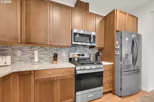 3825 Brighton Ave, Eugene, OR 97405 - Photo 8