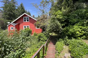 560 N 10th St, Coos Bay, OR 97420 - Photo 30