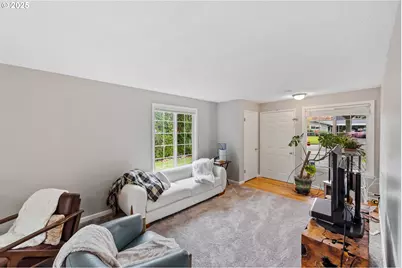 885 Oakway Dr, Coos Bay, OR 97420 - Photo 6