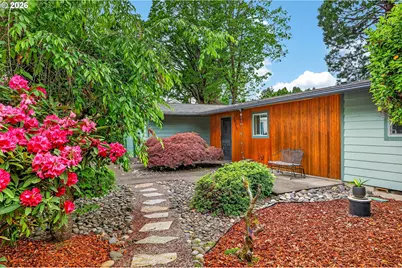6825 SW Rollingwood Dr, Beaverton, OR 97008 - Photo 4