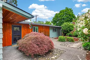 6825 SW Rollingwood Dr, Beaverton, OR 97008 - Photo 2