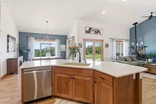 16600 NW Oak Ridge Rd, Yamhill, OR 97148 - Photo 8