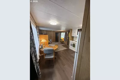 4531 Franklin Blvd #5, Eugene, OR 97403 - Photo 6