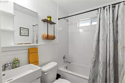 1508 E 16th Pl, Vancouver, WA 98661 - Photo 24