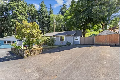 1508 E 16th Pl, Vancouver, WA 98661 - Photo 2