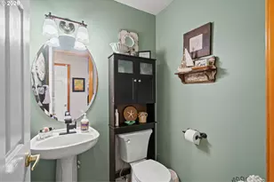 188 NE 11th St, Hermiston, OR 97838 - Photo 18